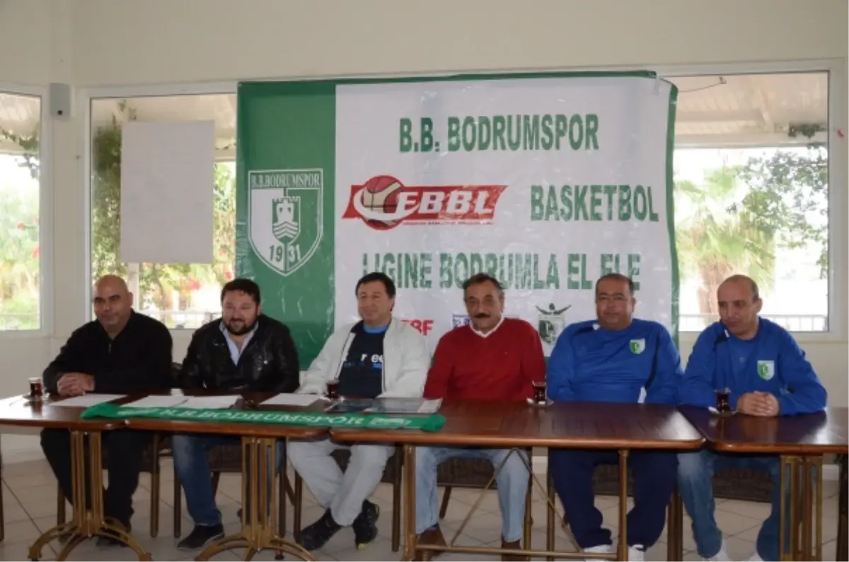 Basketbol Takımı 3 te 3 Yaptı