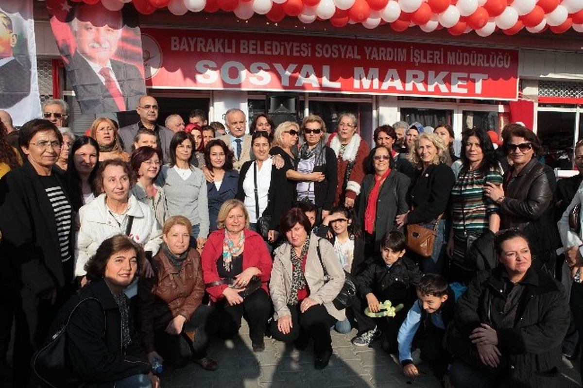 Bayraklı "Sosyal Market"E Kavuştu