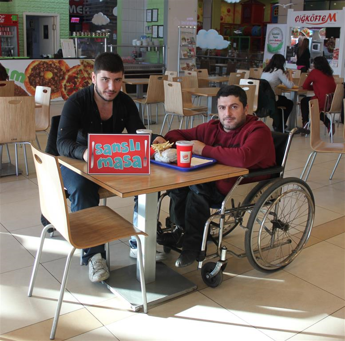 Demirpark AVM\'de Şanslı Masa 3.Hafta Talihlisini de Buldu