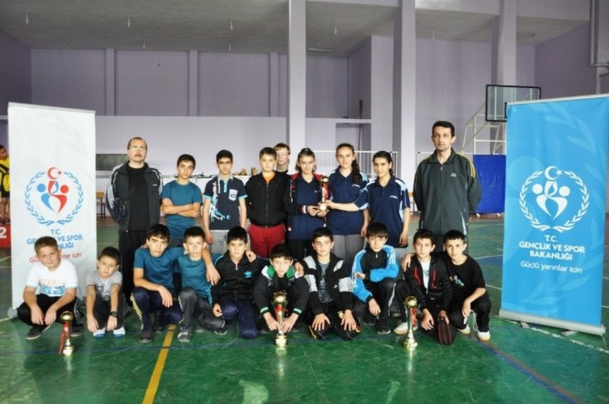 Düzce Masa Tenisi Takımı Türkiye Şampiyonasına Gidiyor