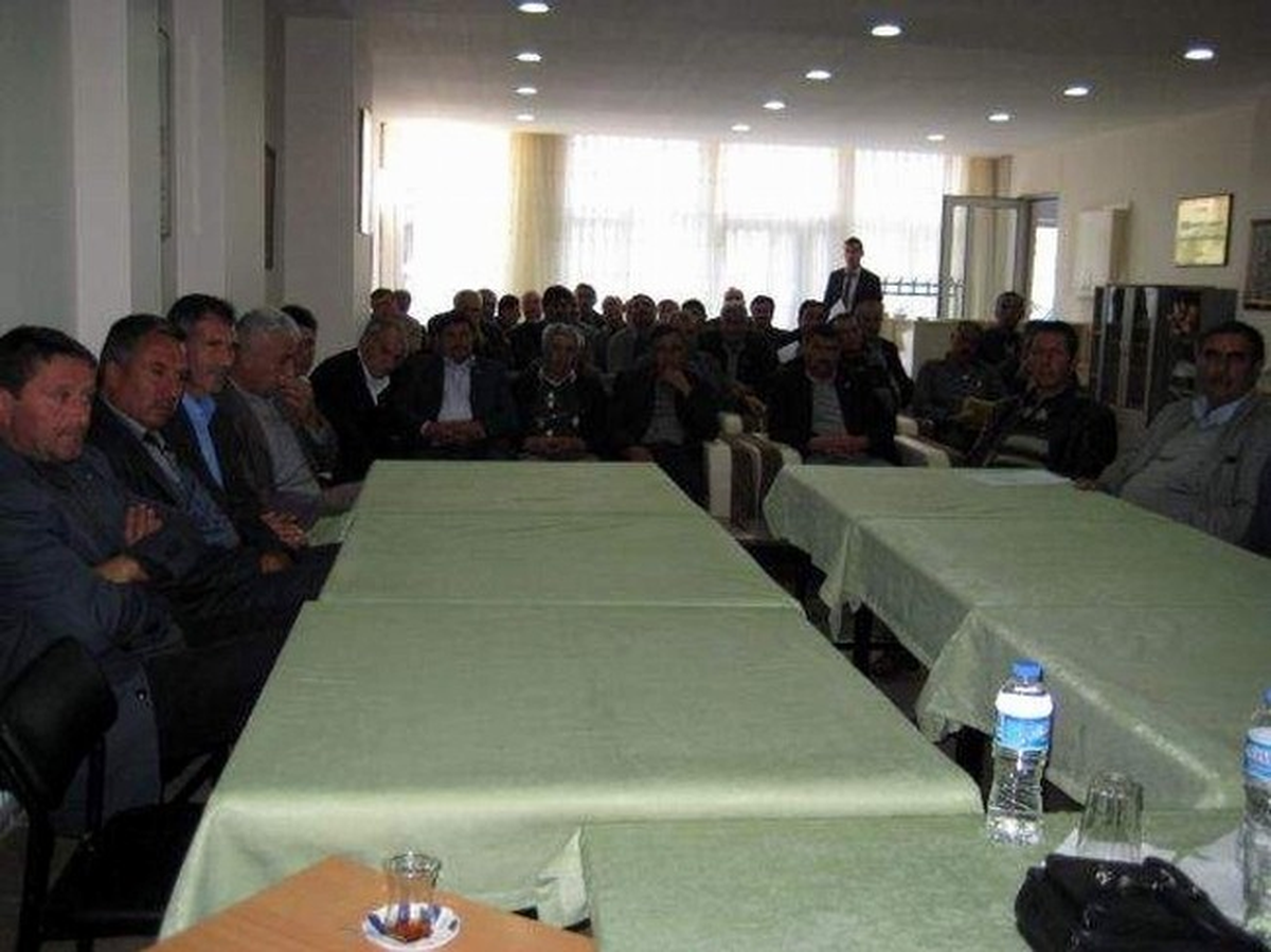 Eşme Köylere Hizmet Götürme Birliği Toplandı