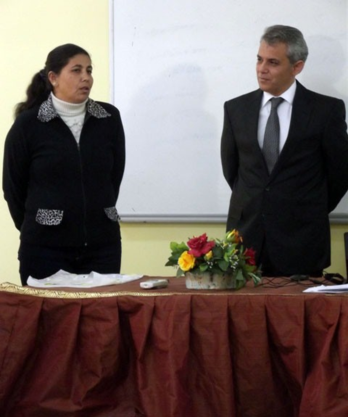 Tarsus\'ta İki Çocuk Annesi, Usta Öğretici Erkek Berberi Oldu