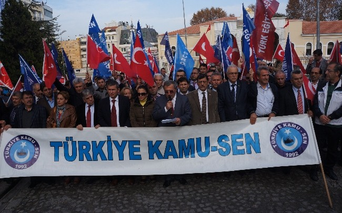 Kamu-Sen, Erdoğan-Barzani Görüşmesini Protesto Etti