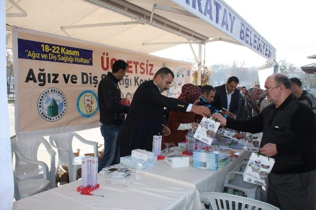 Karatay\'da Vatandaşlar Ağız ve Diş Sağlığı Konusunda Bilgilendirildi