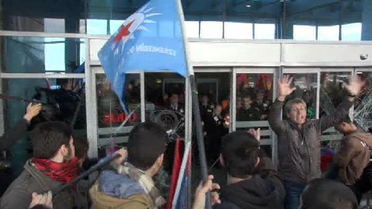 Kartal\'daki Anadolu Adalet Sarayı\'nda Olay (2)