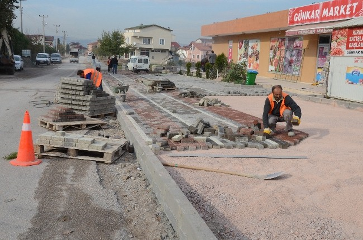 Kartepe\'de Yol İyileştirme Çalışmaları Yapılıyor