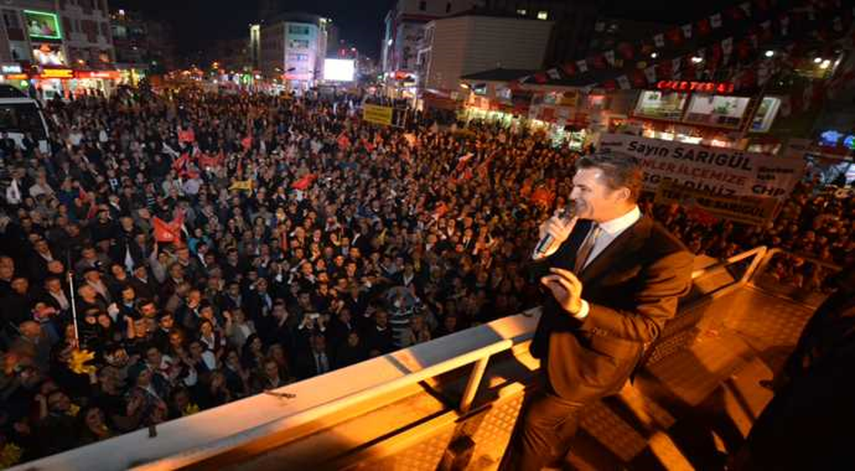 Sarıgül Esenler ve Bağcılar\'da Vatandaşlarla Buluştu