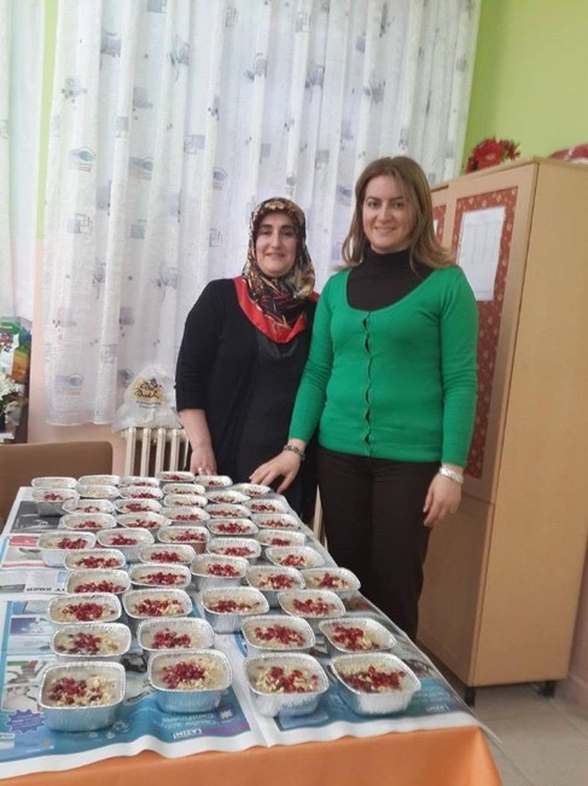 Sınıf Annesi Hazırladı, Öğretmen ve Öğrenciler Yedi