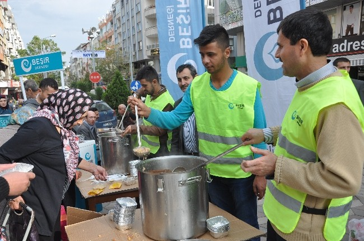 Soma Beşir Derneği, "Aç Kalan Gönülleri Doyurmaya Davet Ediyoruz"