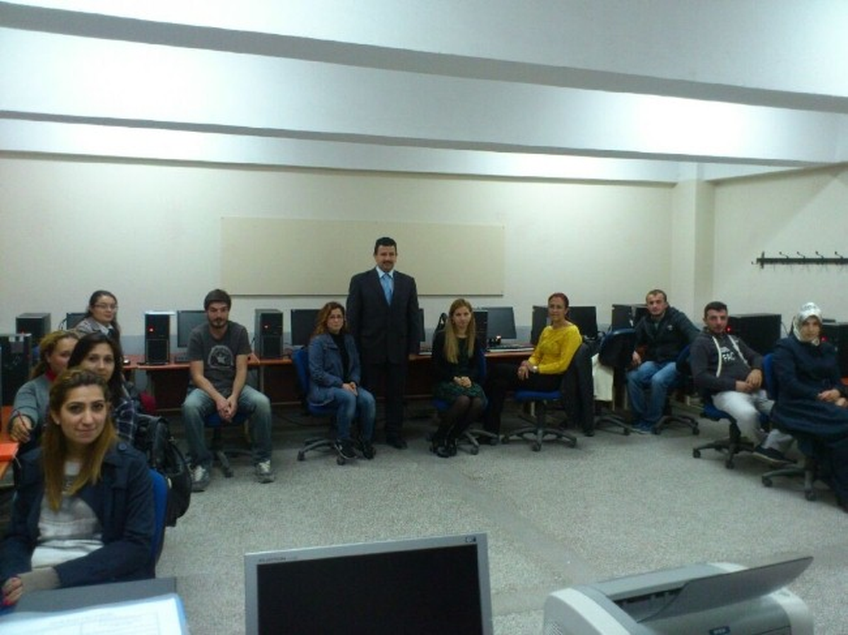 Soma Ticaret Meslekte Tam Yıl Eğitim Kursu