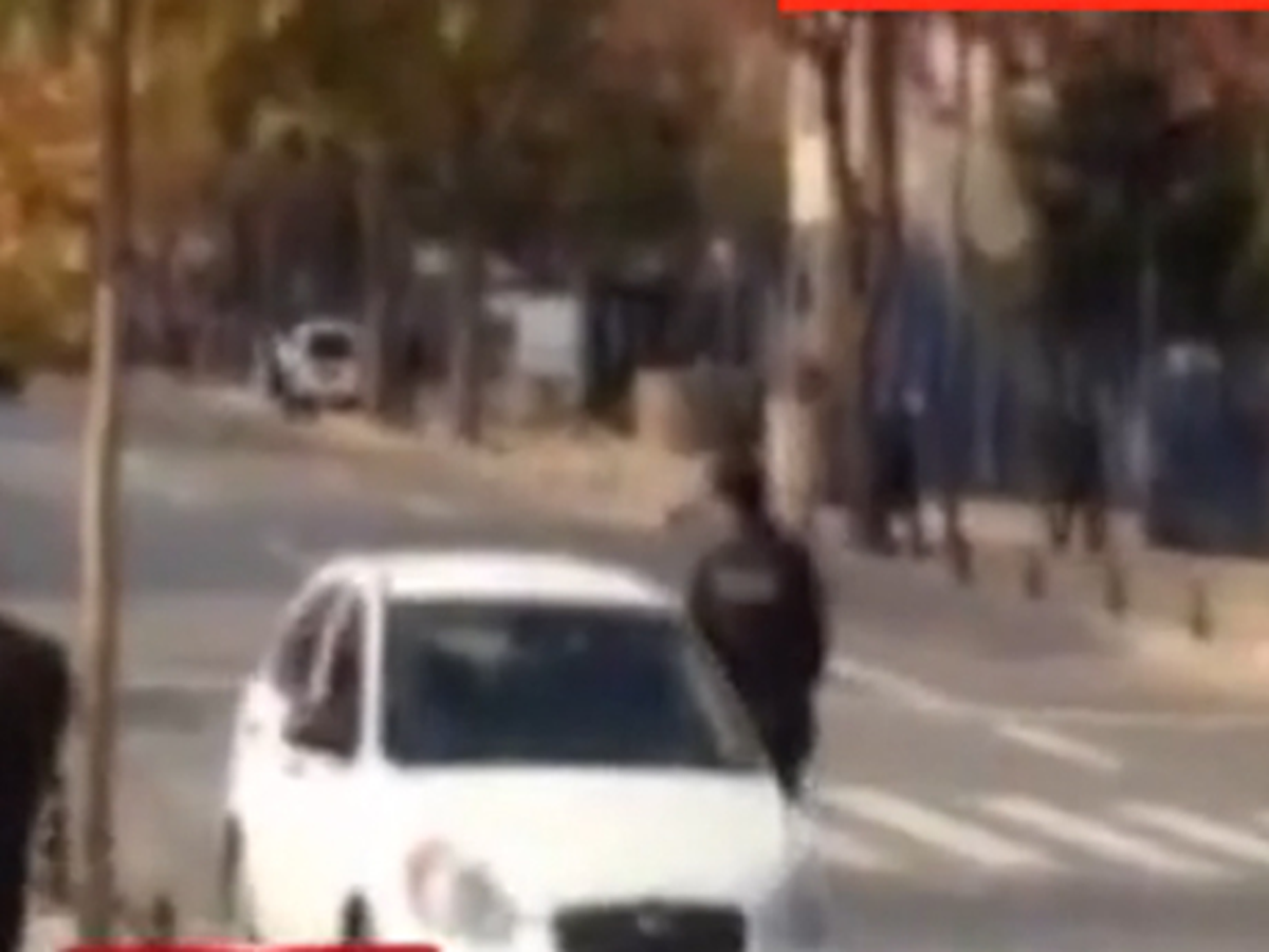 Başbakanlık\'taki Şüpheli Şahsın Yakalandığı An Kamerada