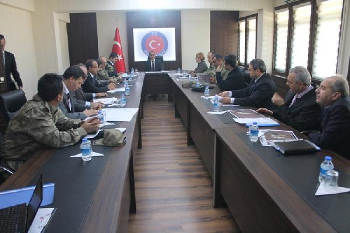 Suriye Sınırına İnsani Yardımlar İçin Geçici Kapı