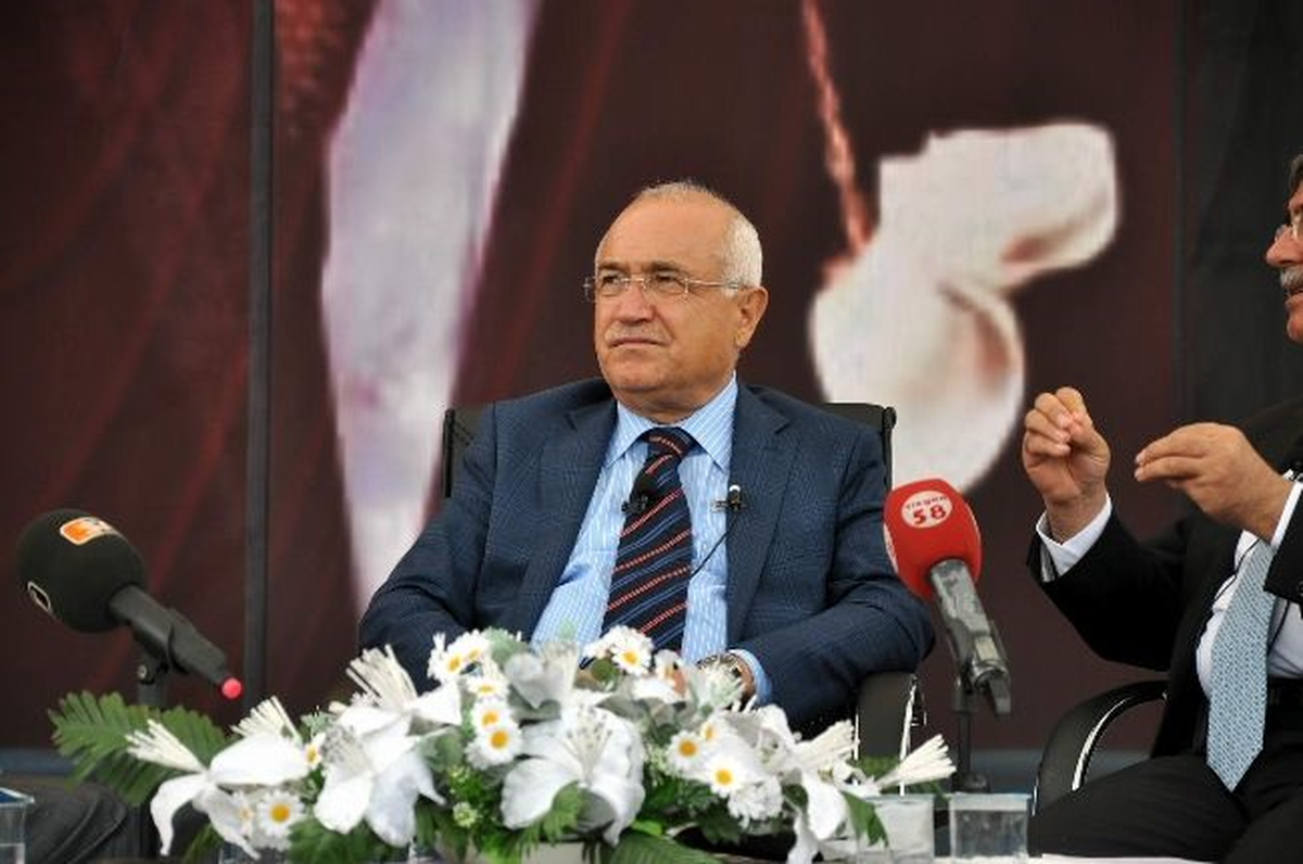 TBMM Başkanı Çiçek, Belarus\'tan Ayrıldı