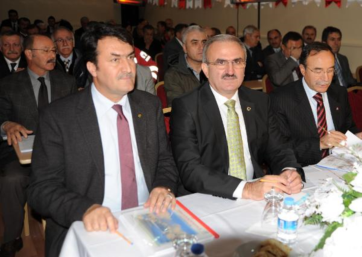 Uludağ\'daki Hava Kirliliği Valiyi de Rahatsız Etti: Doğalgaz Kullanılmalı