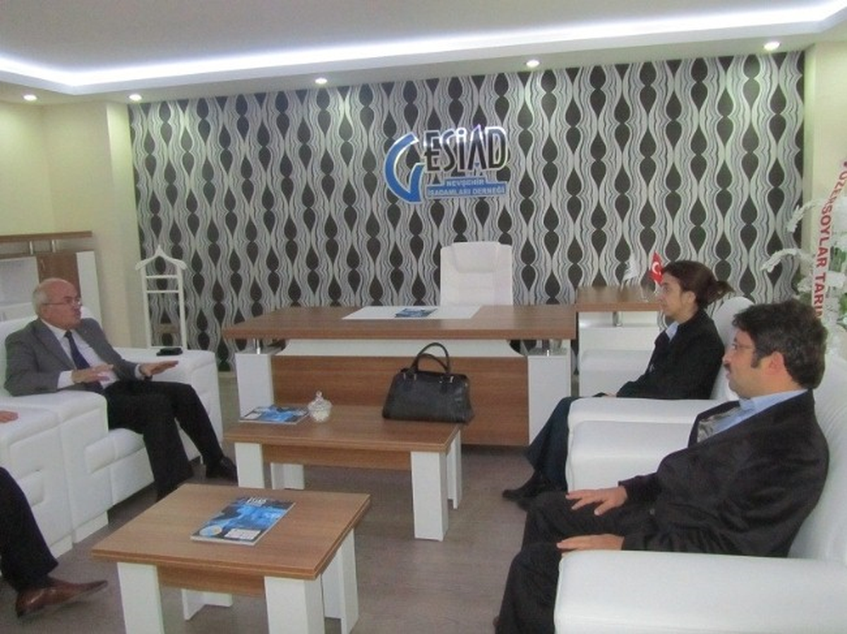 Ürgüp Kaymakamı Yılmaz ve Belediye Başkanı Yıldız\'dan Gesiad\'a Ziyaret