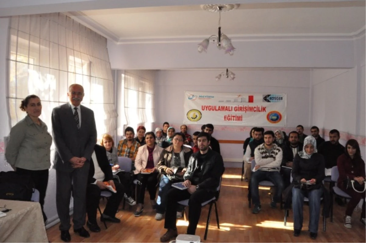 Seydişehir\'de Uygulamalı Girişimcilik Eğitimi Başladı