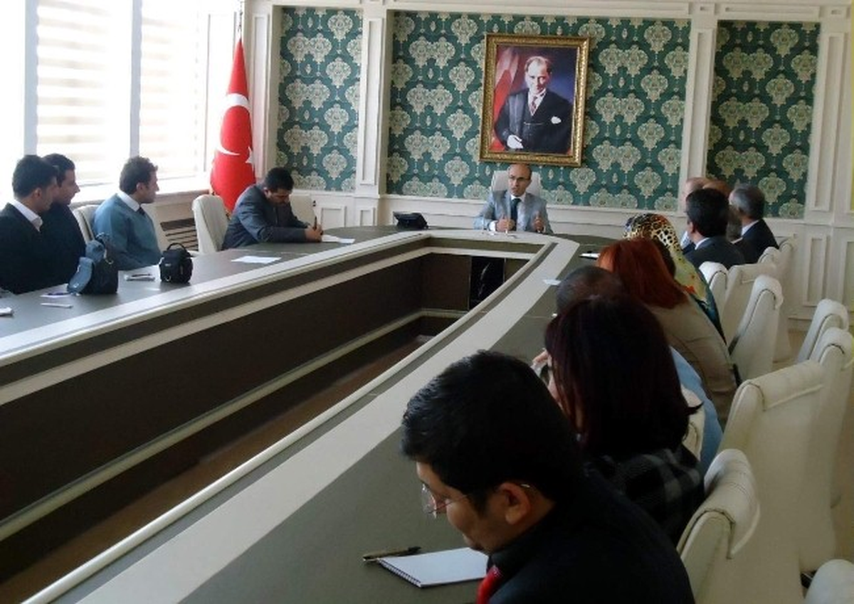 Vali Demirtaş, Stk Temsilcileriyle Bir Araya Geldi