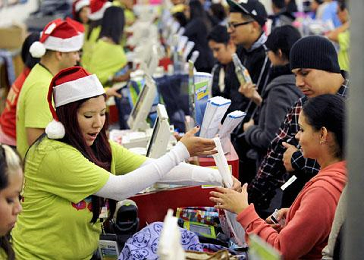 Almanların Yüzde 87\'si Yılbaşında Hediye Alıyor