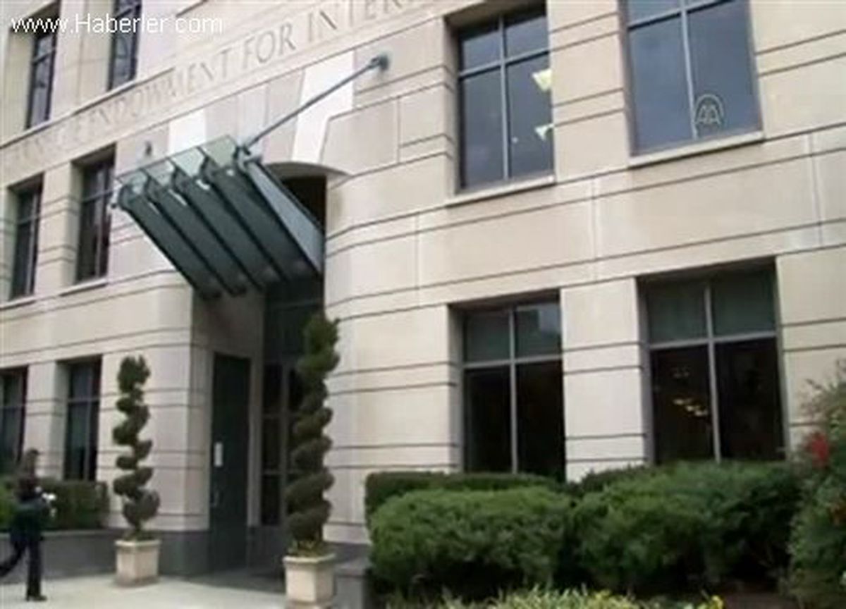 Arınç, Carnegie Endowment for International Peace\'te konuştu (1)