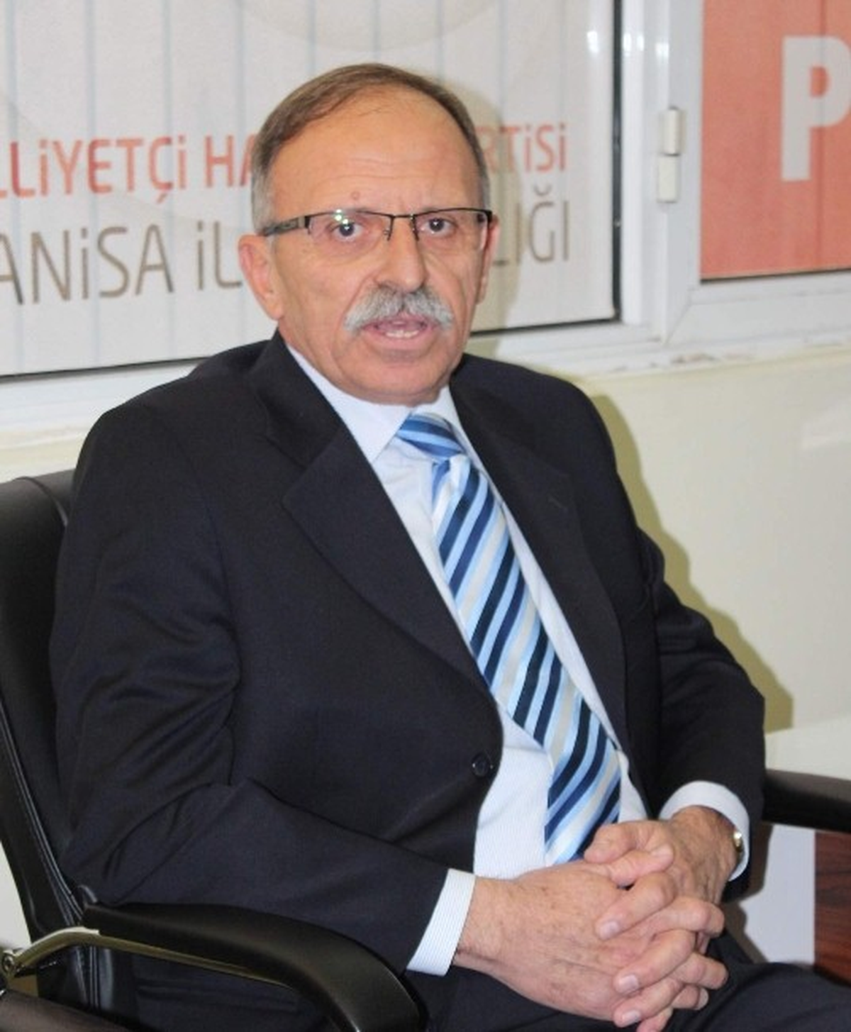 Azmi Açıkdil Yunus Emre İçin Resmi Başvuruyu Yaptı