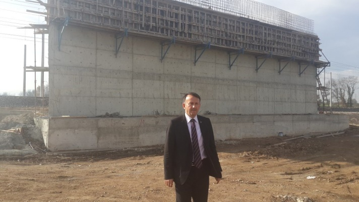 Bahçelievler Köprüsü Hızla İlerliyor