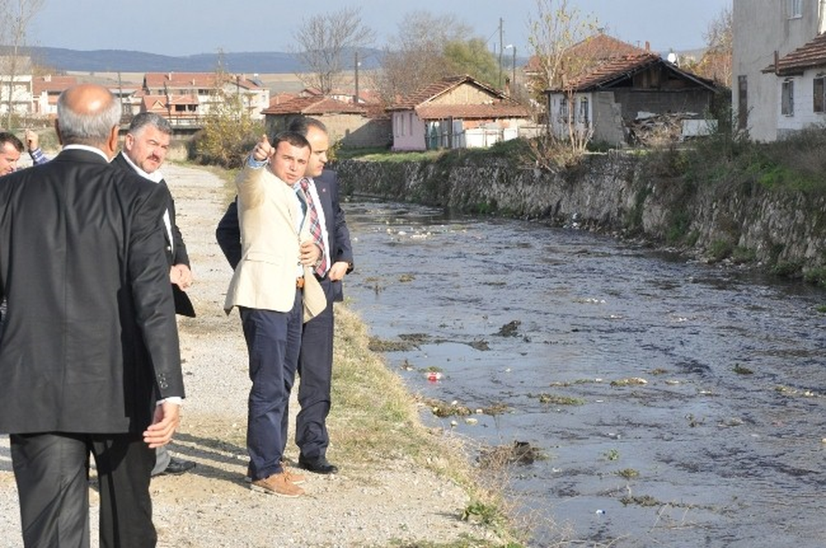 Başkan Aktaş da Dereyi Kirletenlere İsyan Etti