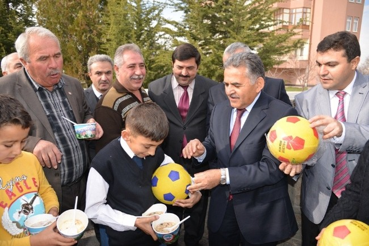 Başkan Büyükkılıç Konaklar Mahalle Halkı İle
