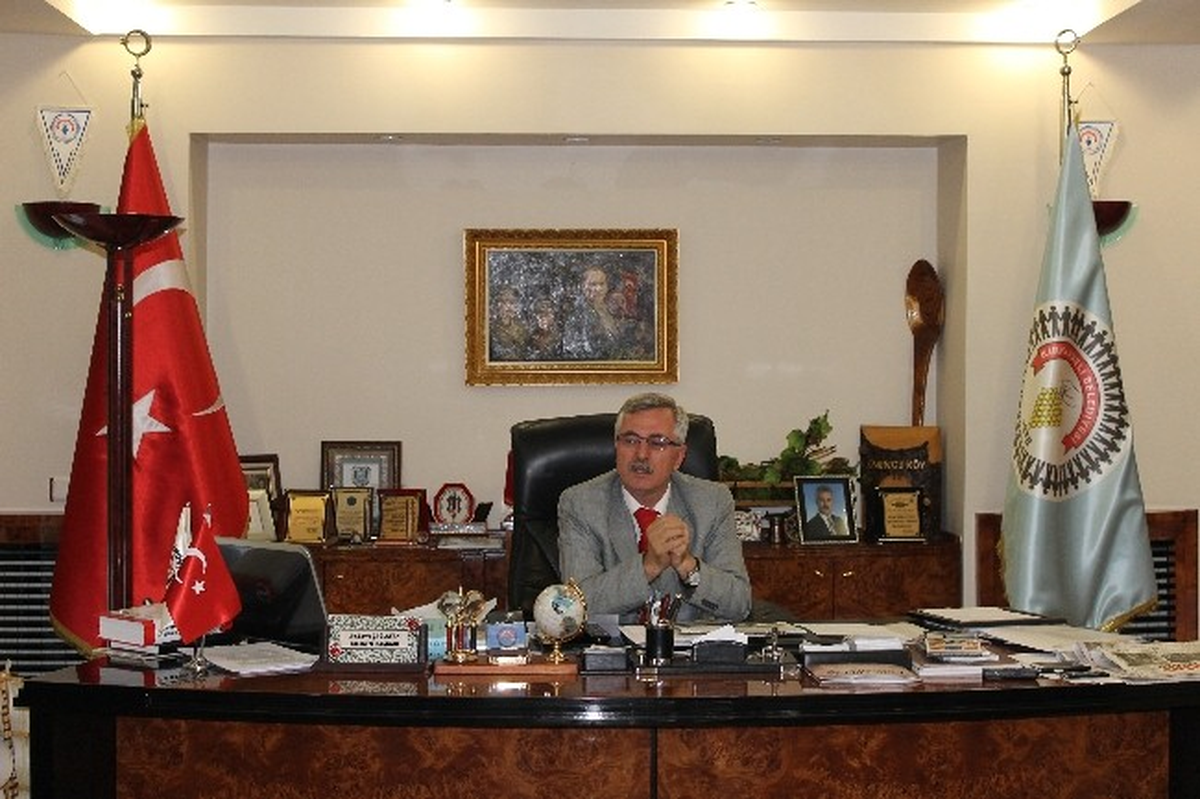 Başkan Çağlayan: "Öğretmenlerimiz Çocuklarımızın Hayatında Önemli Bir Rol Oynar"