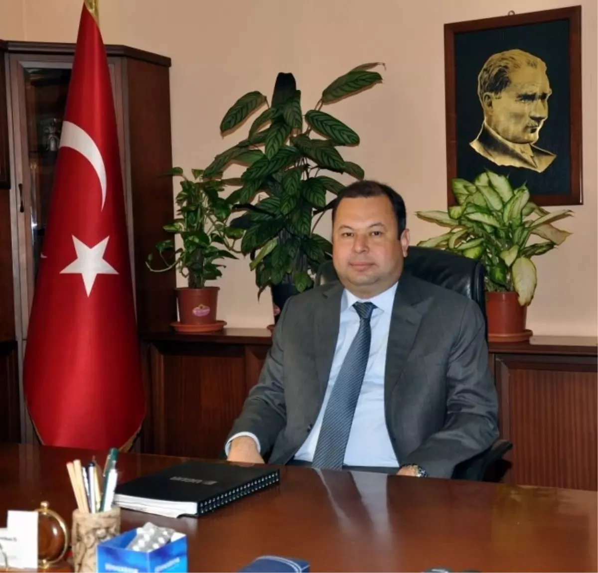 Başkan Dinçer, Öğretmenleri Unutmadı