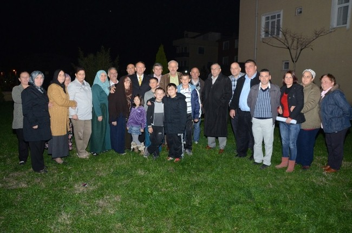 Başkan Karabalık, "Ağustos Böceği Gibi Ötmüyoruz Arı Gibi Bal Yapıyoruz"