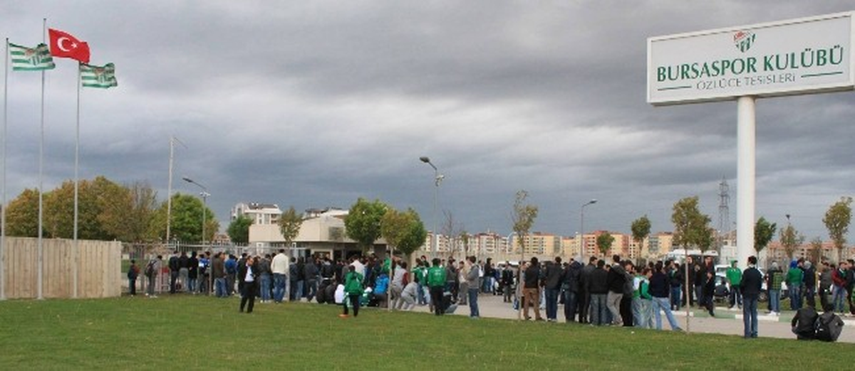 Başkan Körüstan, Batalla\'ya ve Taliplilerine Resti Çekti