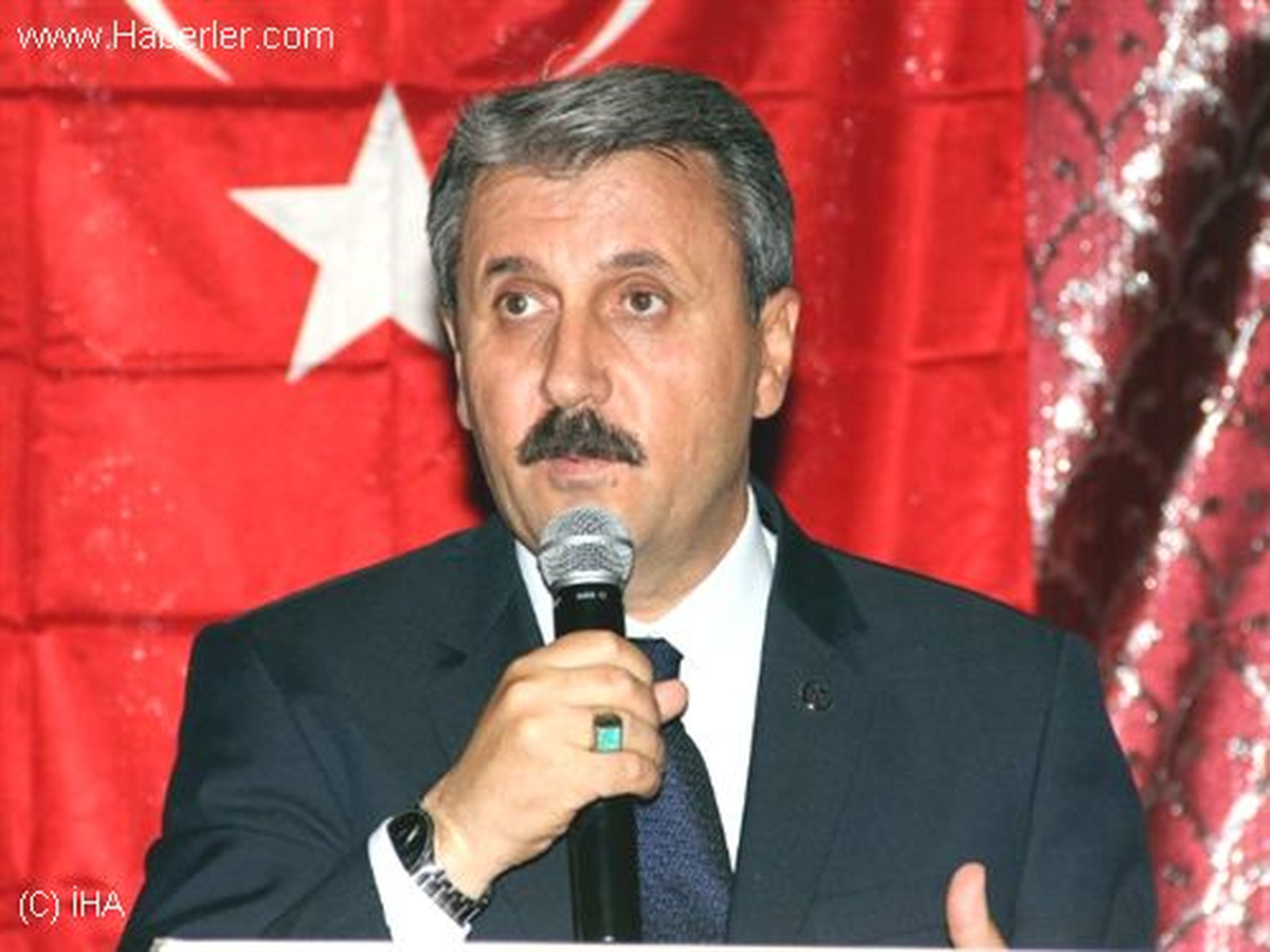 Destici: Devlet Fakirden Alıp Zengine Veriyor