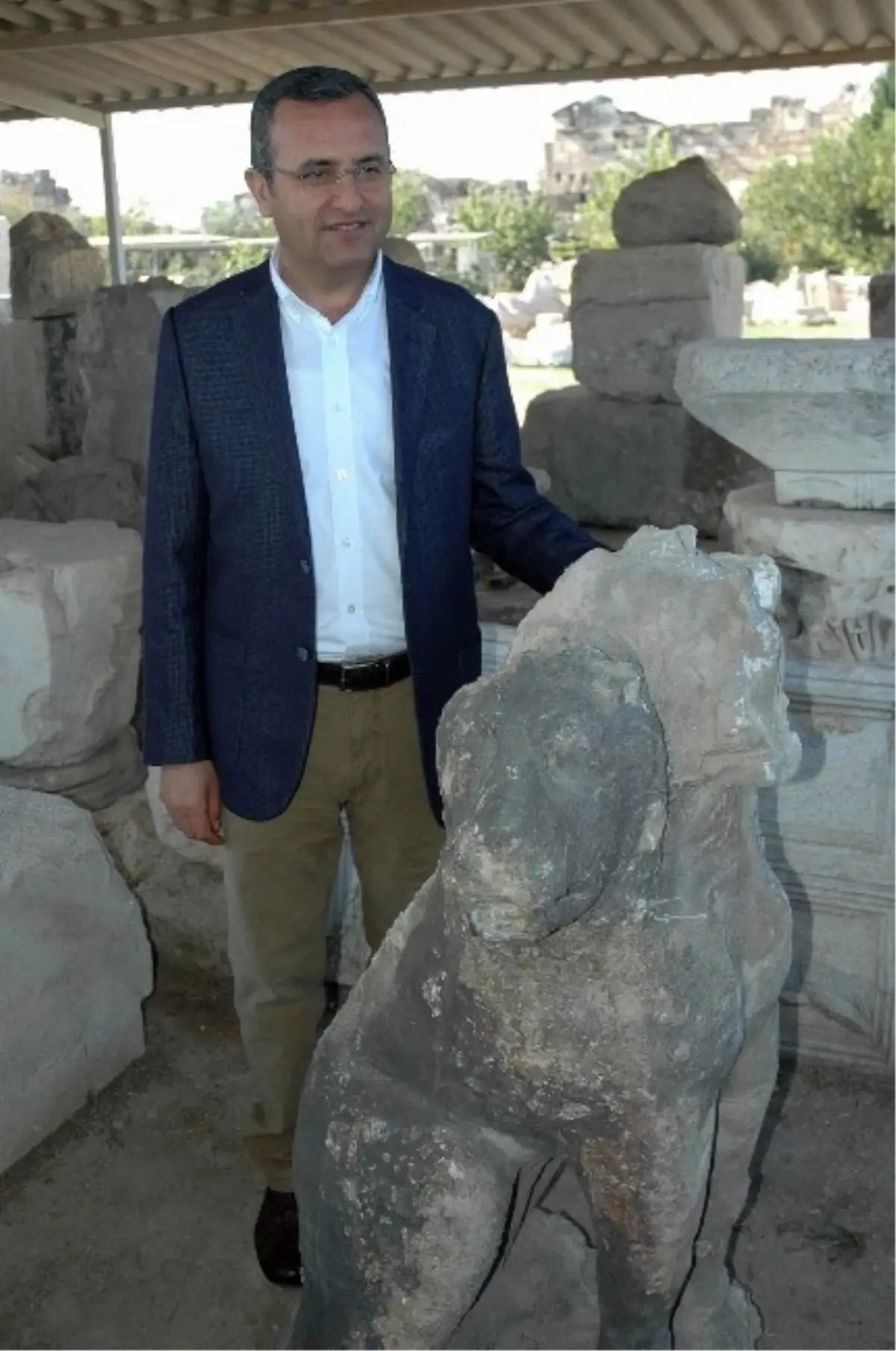 "Cehennem Kapısı" Nın Önünde Kangal Köpeği İzleri