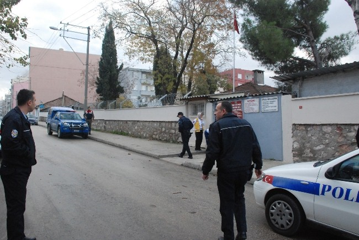 Cezaevindeki Tatbikat Gerçek Sanılınca Ekipler Alarma Geçti