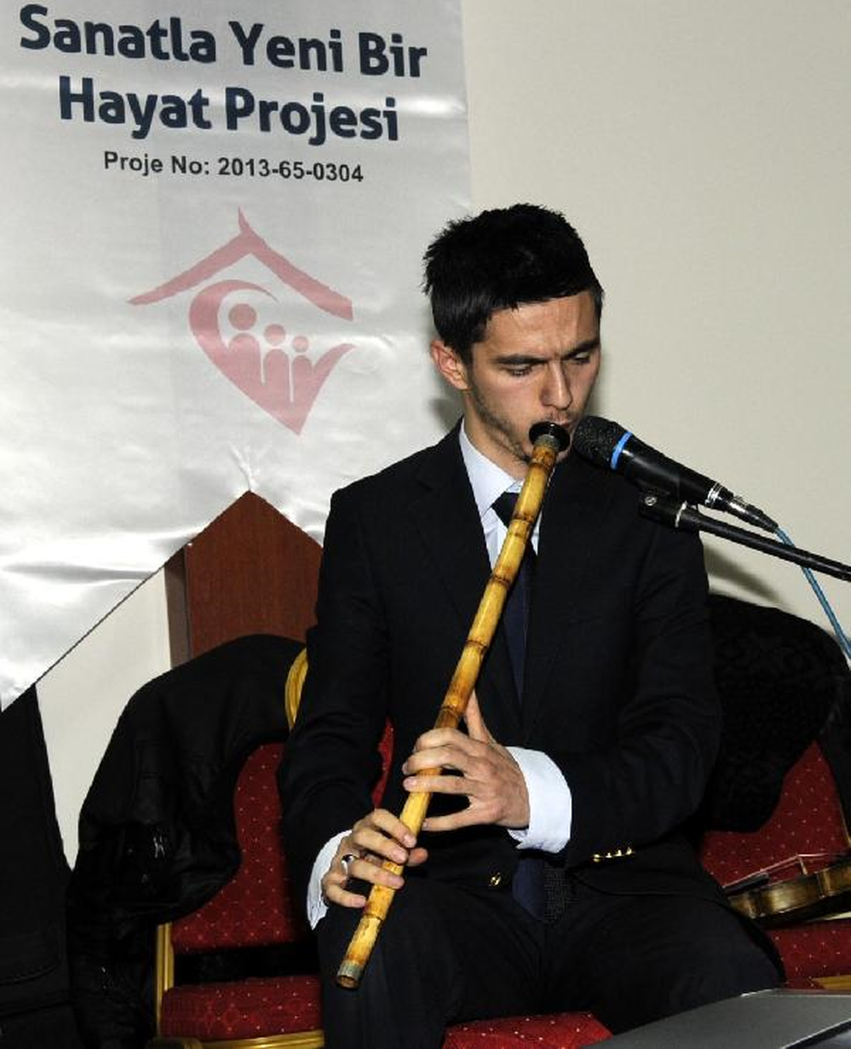 Çocuklar Sanatla Yeni Bir Hayata Başlıyor