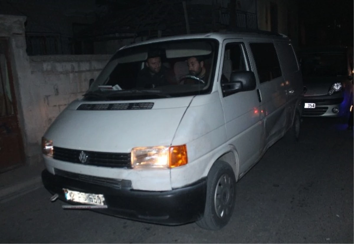 Konya\'da Dur İhtarına Uymayan Zanlılar Kaza Yaptı