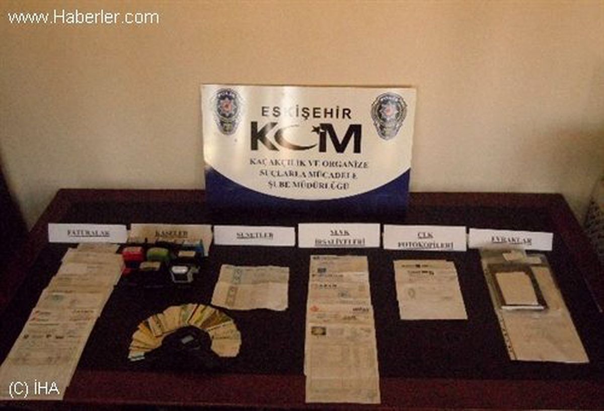 Eskişehir\'de Dolandırıcılık Örgütüne Operasyon