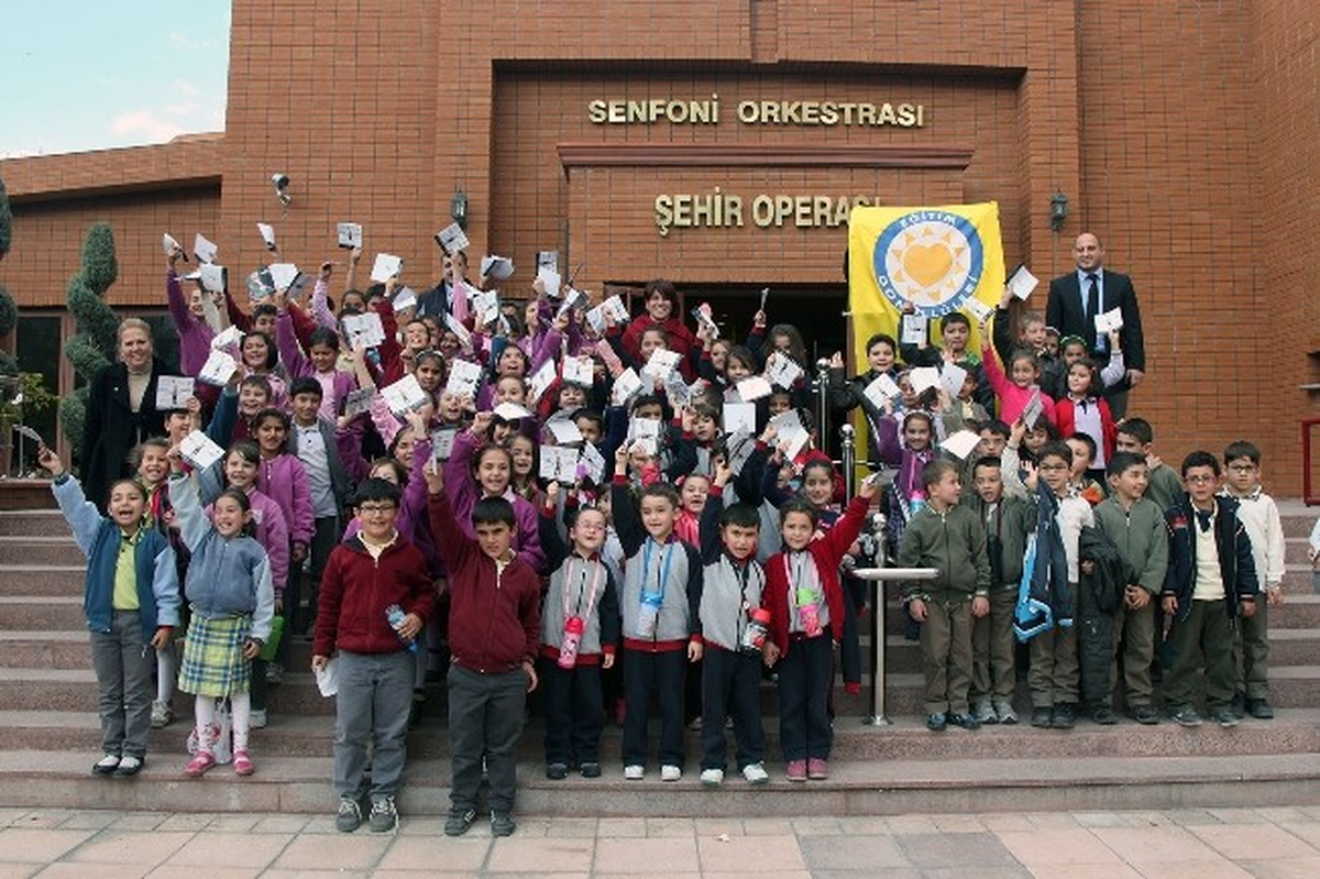 Eskişehir\'de "Keloğlan Senfoni\'de" Konseri