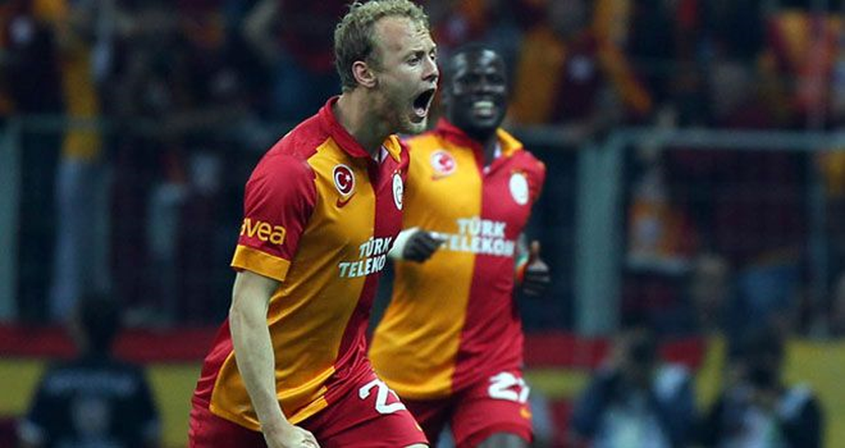 Galatasaray, Semih Kaya\'nın Sözleşmesini Revize Etti