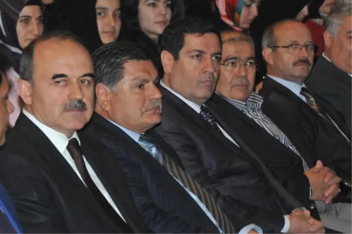 Haşim Kılıç: Cumhurbaşkanı\'nın Yetkileri Sembolik Hale Getirilmeli