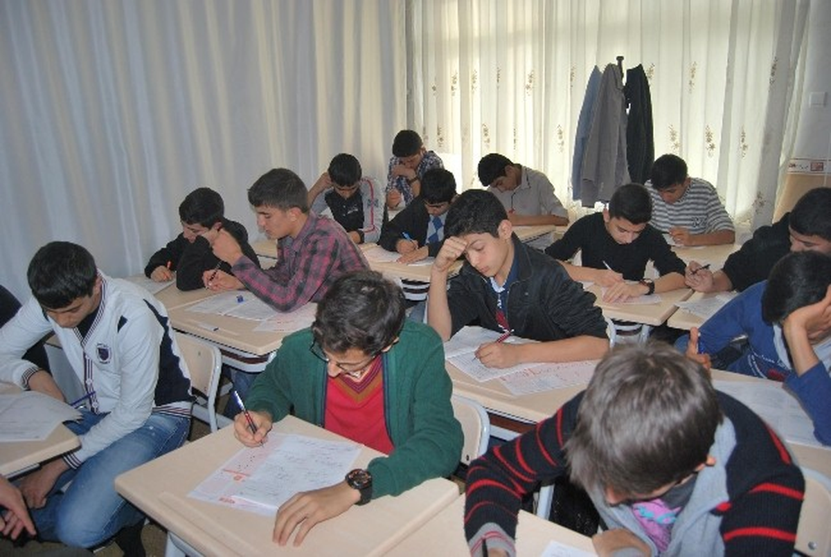 İyider\'den \'Yarınlarımıza Işık Olsun\' Projesi