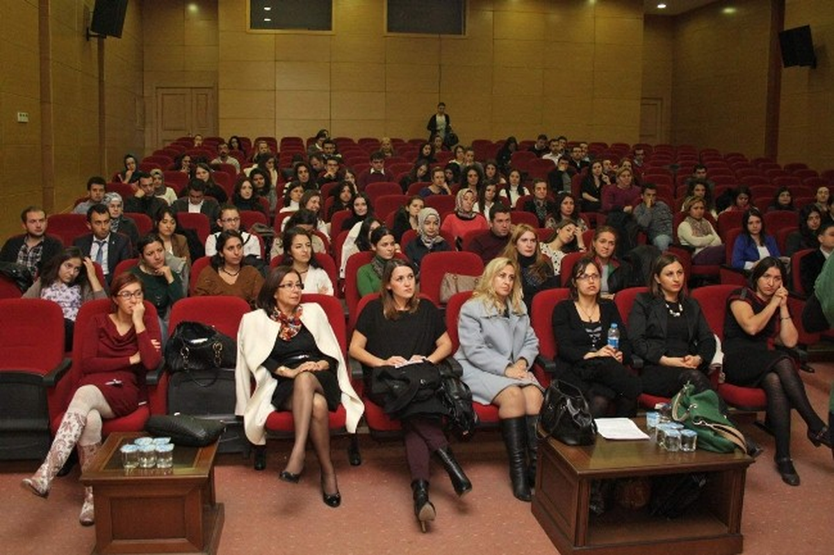 "Kadına Yönelik Şiddete Karşı Mücadele\' Konulu Atölye Çalışması