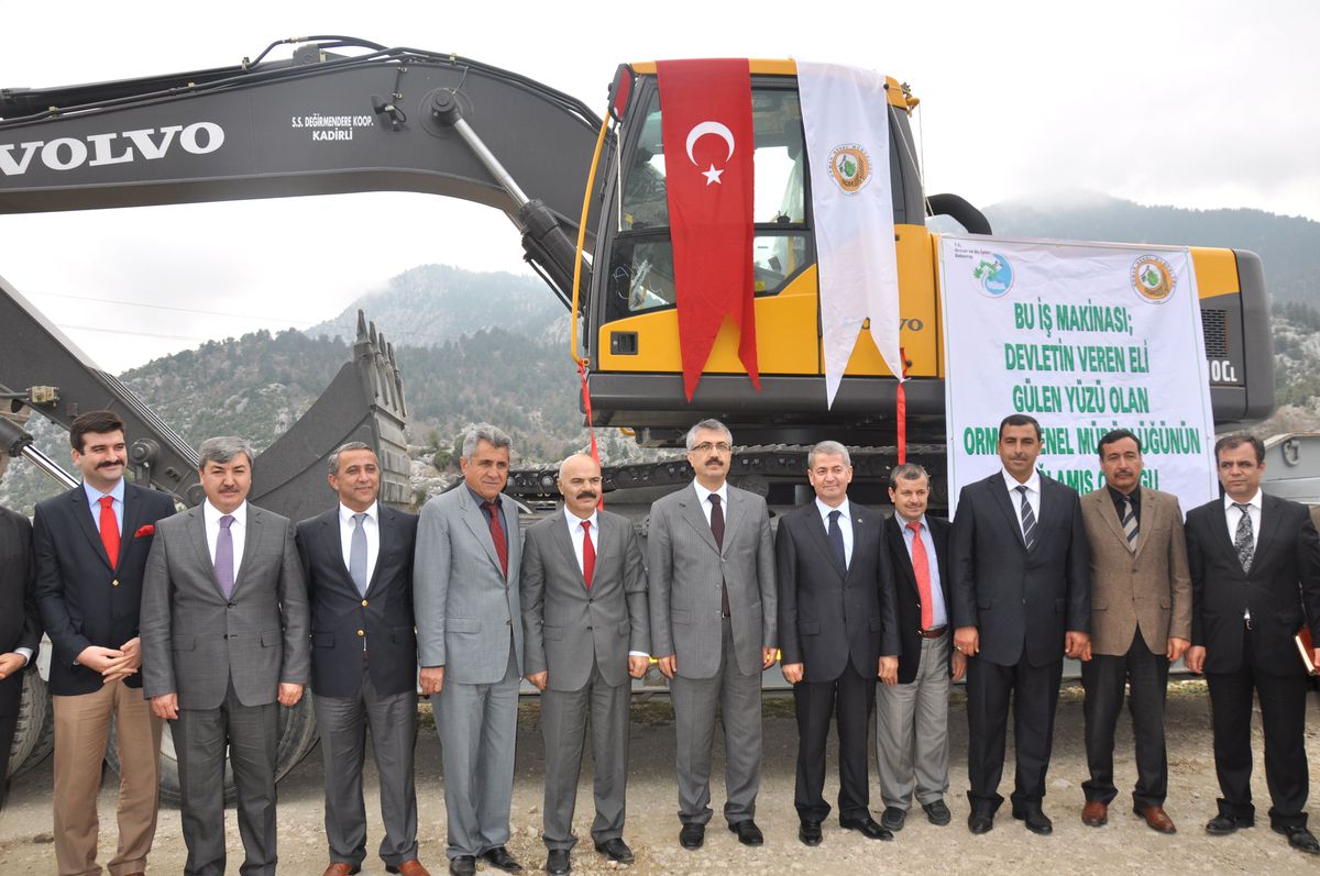 Kadirli\'de Yaptırılacak Caminin Temeli Atıldı