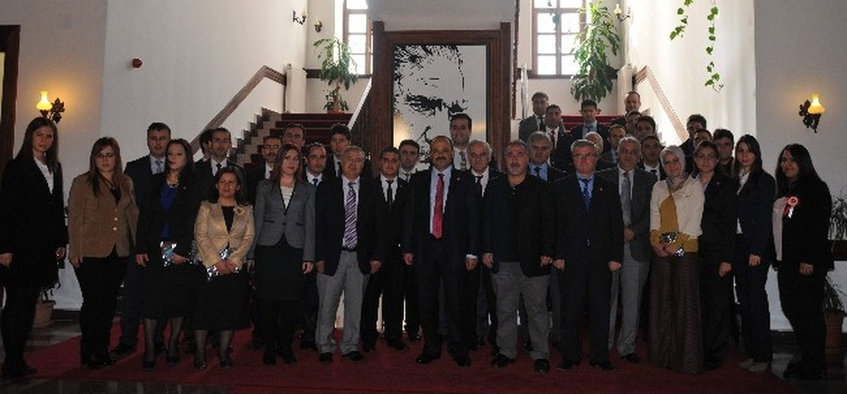 Kastamonu Üniversitesi\'nde Aday Memurlara Kadro