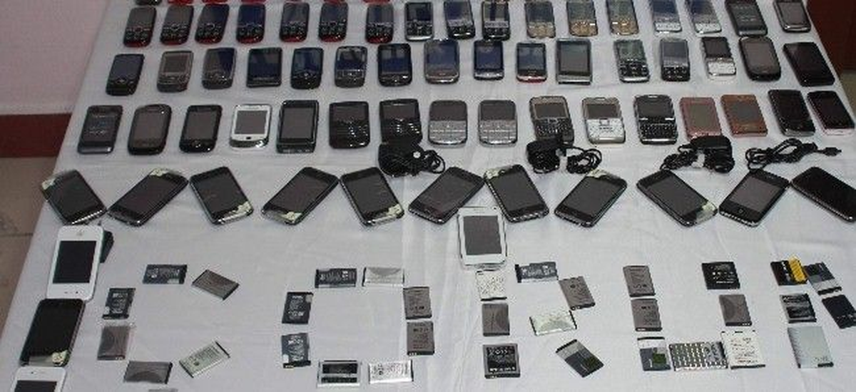 Kilis\'te 391 Kaçak Cep Telefonu Ele Geçirildi
