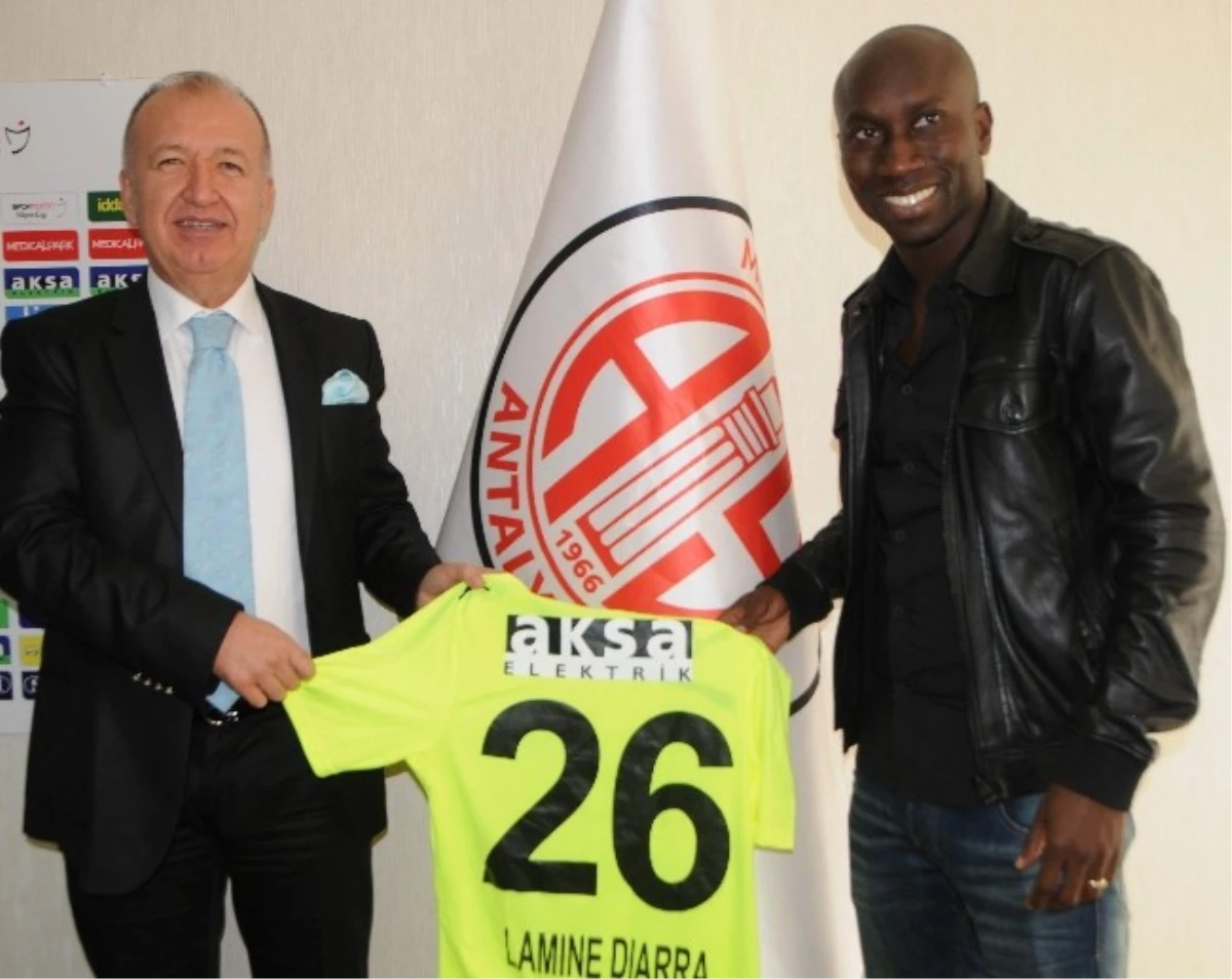 Medicalpark Antalyaspor, Lamine Diarra ile Sözleşme Yeniledi