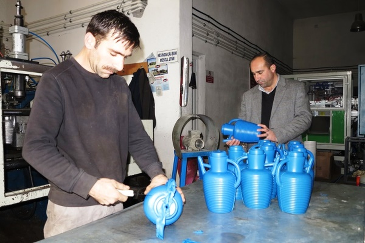 Muş Plastik İlk İhracatını Suriye\'ye Yaptı