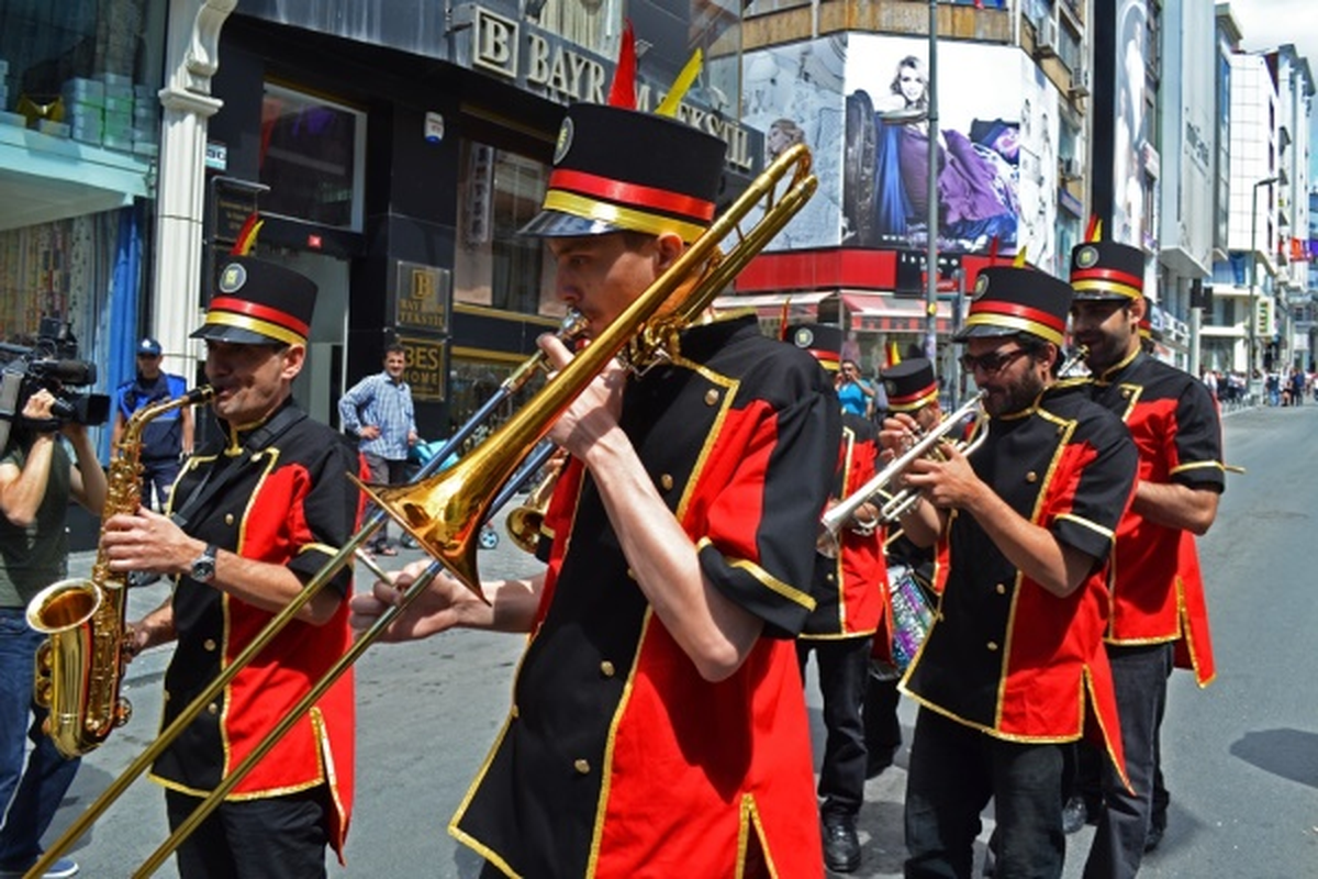 New Orleans Sokak Ruhu Bu Pazar Taurus AVM\'de