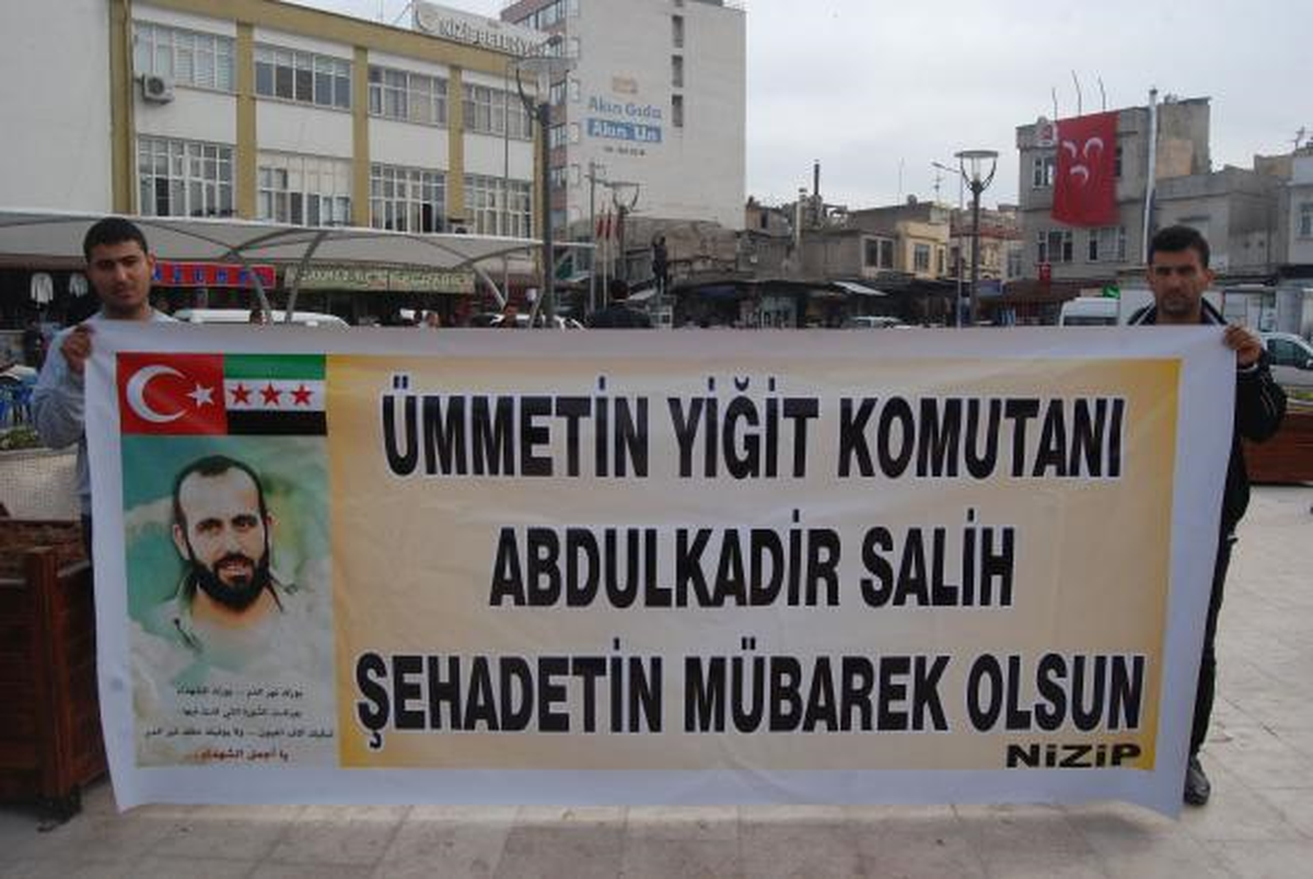 Nizip\'te Suriyeli Komutan İçin Gıyabi Cenaze Namazı Kılındı