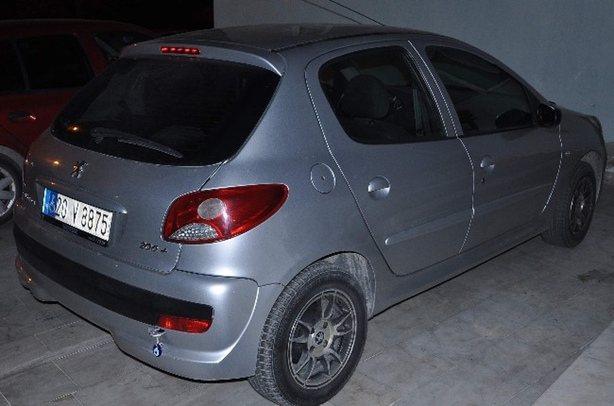 Milas\'ta Polisi Engelli Plakasıyla Atlatmak İstedi